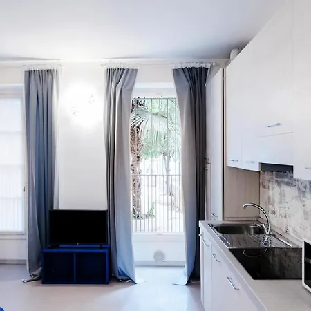 Apartment Blue Loft - The House Of Travelers Como