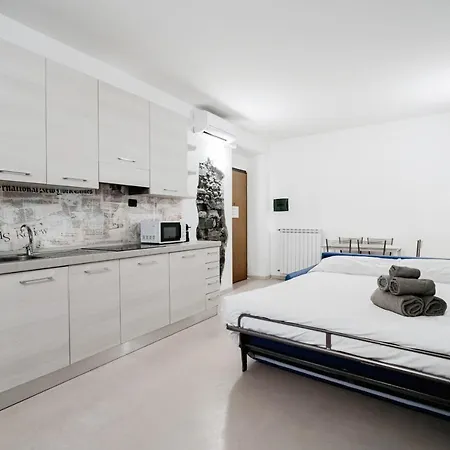 Apartment Blue Loft - The House Of Travelers Como