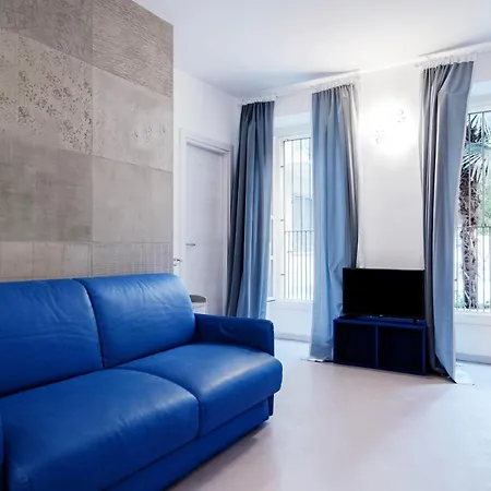 Apartment Blue Loft - The House Of Travelers Como