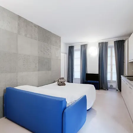 Blue Loft - The House Of Travelers *