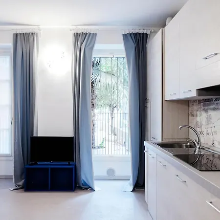 Blue Loft - The House Of Travelers 아파트