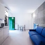 Peter Pan Urban Loft By 